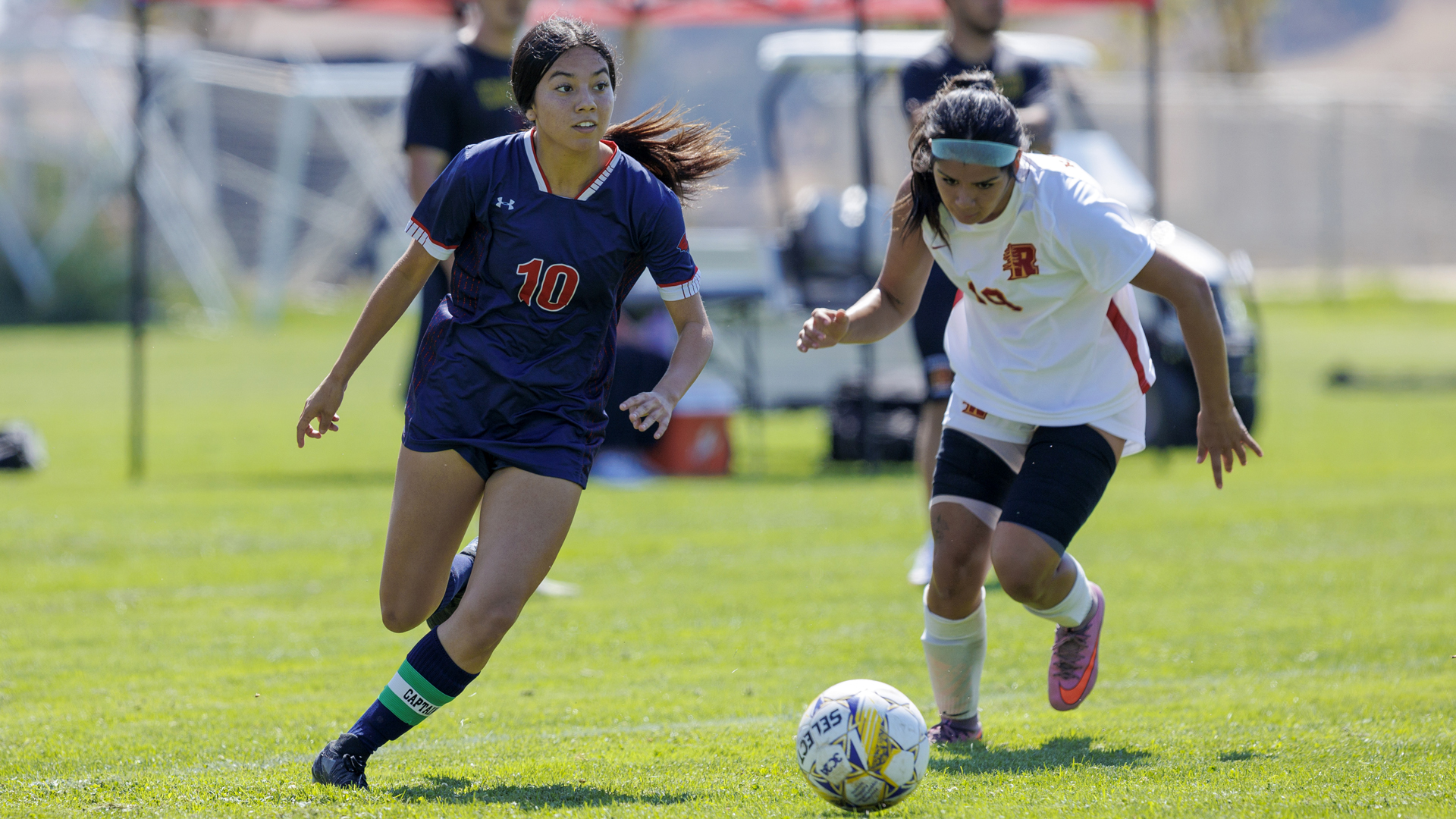Evelyn Palominos scored the game's lone goal in the 79th minute to help lift Gavilan over Redwoods. (Photo by Chris Mora /chrismoraphoto.com)